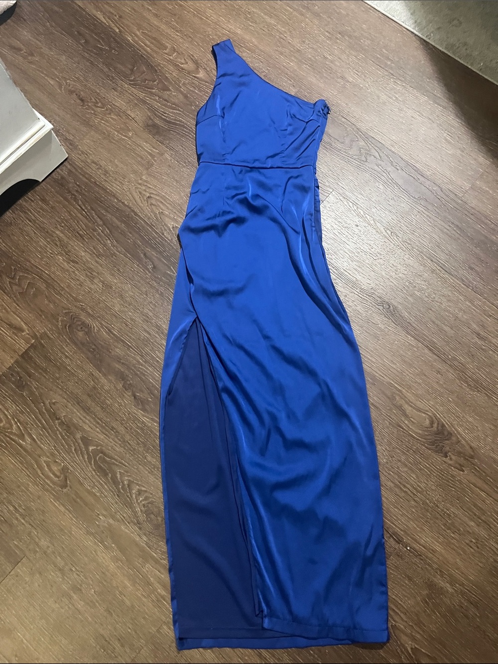Elegant One-Shoulder Royal Blue Evening Dress
